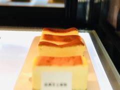 半糖芝麻轻芝士-Seesaw Coffee(环贸iapm店)