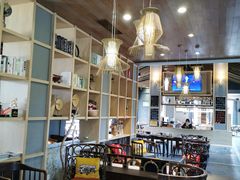 大堂-盐官日光域房车营地·有盐餐厅