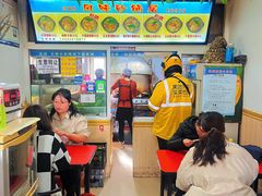 -春艳砂锅居(新玛特店)