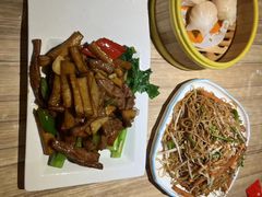 -粤仔湾砂锅粥(宜兴八佰伴店)