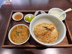 -蟹上黄·蟹黄面·江南糖水(人民广场店)