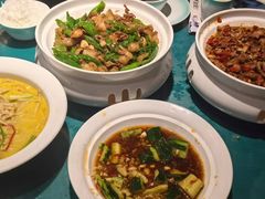 -呷湘厨·鱼汤捞饭·剁椒鱼头·辣椒炒肉(国家会展中心店)