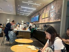 -星巴克臻选(周浦万达店)