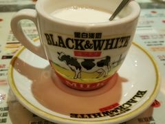 热鲜奶-鸿运茶餐厅(皇岗店)