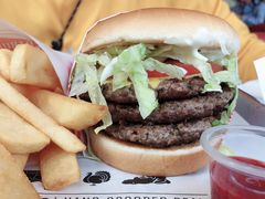 三重奏-FATBURGER 特富客汉堡(外交公寓店)