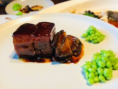 鲍鱼红烧肉-杭州西子湖四季酒店·金沙厅