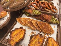 -RUXU入续糖水铺与包(卓悦中心店)