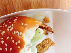 -肯德基(中纬店)