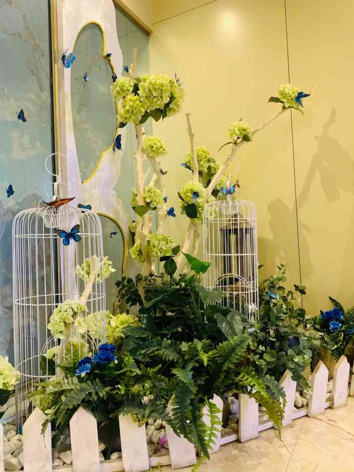 女人世界美容连锁(观音桥店)-"【项目】瘦身塑形团的套餐过来,先是用