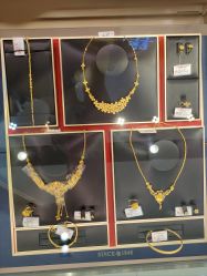 -老鳳祥銀樓(八佰伴店)