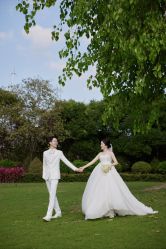 -麦田·婚纱摄影(天河新天地店)