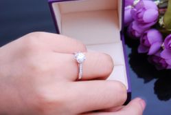 上手效果~-威德钻石-克拉钻大本营(南京东路店)