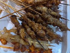 -哈尔滨小酒馆·鲜肉现穿自助烧烤(康新花园店)