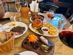 -羽深肉铺 Steak & Wine