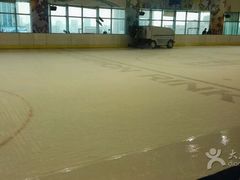 -冠军冰场CHAMPION RINK(百联又一城店)