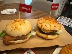 -必胜客(东三路店)