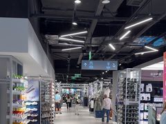 -迪卡侬(环球港店)