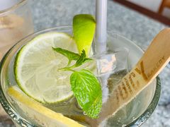 咸柠七-Juicy Bakery(瑞景店)