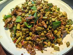 -牛八宝桂林米粉(八里庄店)