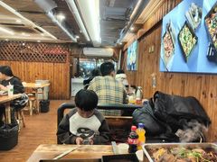 -老东镇啤酒屋海鲜加工·蒸汽海鲜·海鲜烧烤(台东店)