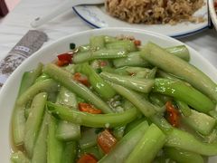 清炒丝瓜-新新湘菜馆(新中街二条店)