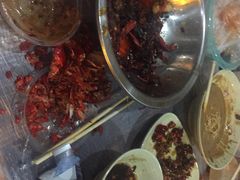 巴厘龙虾(音乐学院店)-巴厘龙虾·榜首油焖大虾(音乐学院·沿江酒馆店)