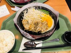 煎蛋照烧鸡排-胡椒厨房(澳门水坑尾店)