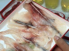 -毛辣果·贵州红酸汤牛肉火锅(西单店)