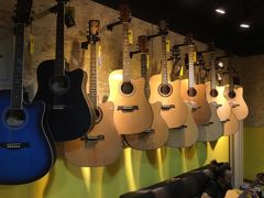 -艺桉余音琴行(火神庙分店)