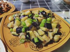 -燕兵眉州肥肠鱼饭店