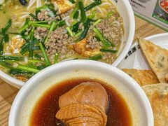 -蒙自源米线大王(宝安尖岗山店)