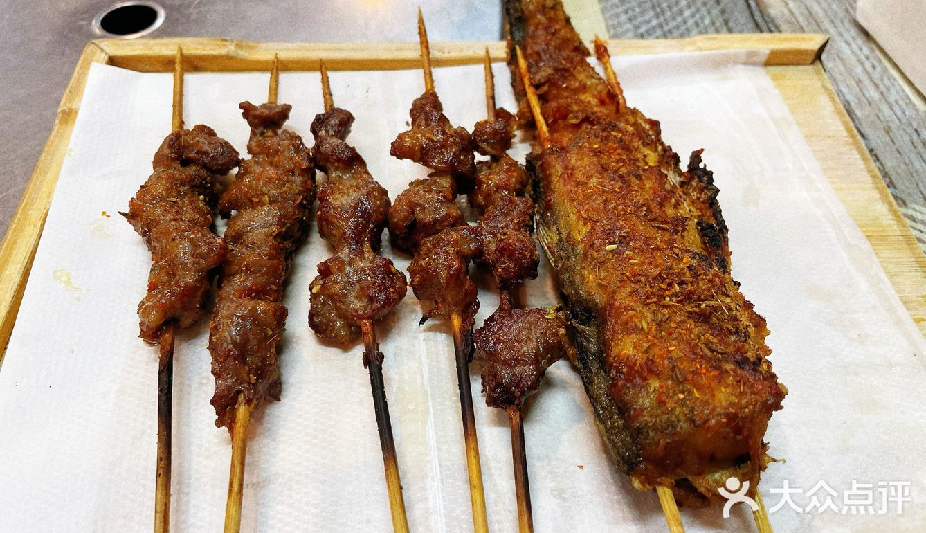 一人食偶遇可爱饭搭子🐶