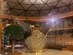 -上海滴水湖皇冠假日酒店