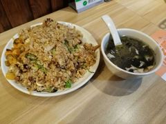 金牌烤鸭蛋炒饭-淮安人特色蛋炒饭(李府街店)