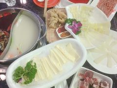 -洪焱重庆老火锅(万福花园店)