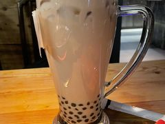 大红袍珍珠奶茶-湊湊火锅·茶憩(杭州湖滨银泰in77店)