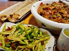-梁姐啤酒鱼(兴坪古镇店)