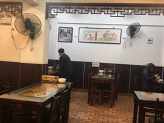 大堂-长人馄饨铺(解放街店)