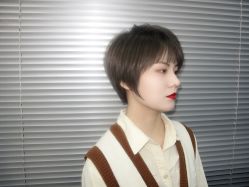 -MOVAN  HAIR莫凡匠人发型屋