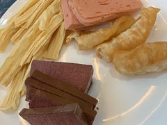 -鱼品天下美蛙鱼·海鲜·牛排自助