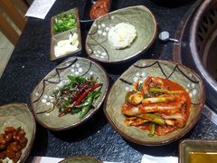 -草家酱蟹炭火烤肉店(珲春南路一店)