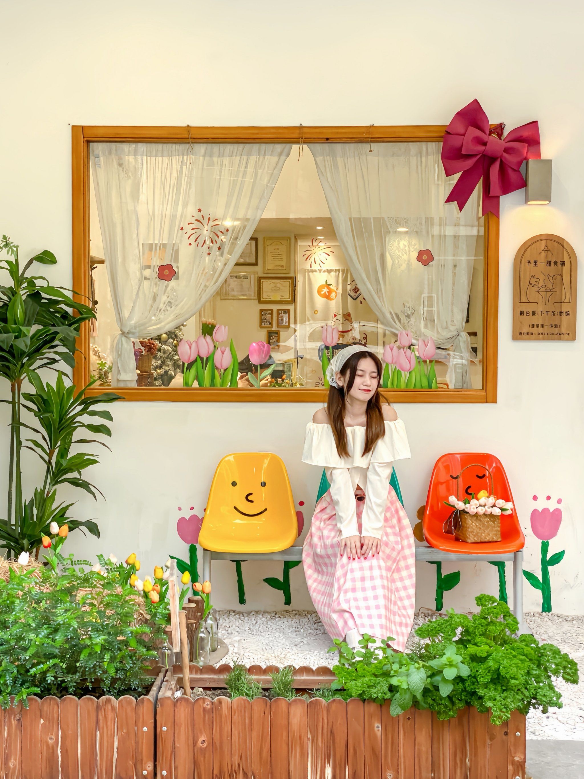 就是很喜欢这种可可爱爱的小店哇
店里的每处环