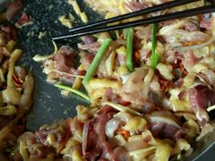 -大眼强五杯鹅·桑拿鸡煲