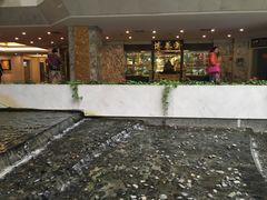 -广东大厦酒店(广州北京路步行街纪念堂地铁站店)