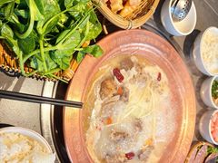 -阿婆情腊排骨火锅·野生菌季(古城旗舰店)