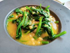 豌豆黄浸豌豆尖-半山腰·云南菜(侨福芳草地店)