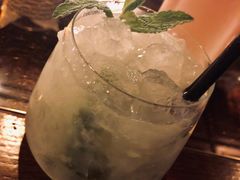-Whisper Bar 