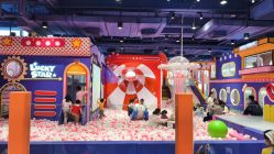 -LuckyStar幸运星家庭娱乐中心(东莞国贸店)