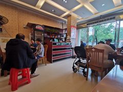 -邱芳粉店(迎宾大道旗舰店)