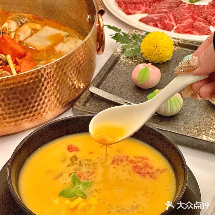 托朋友的福…吃到了上海坠优雅的打边炉